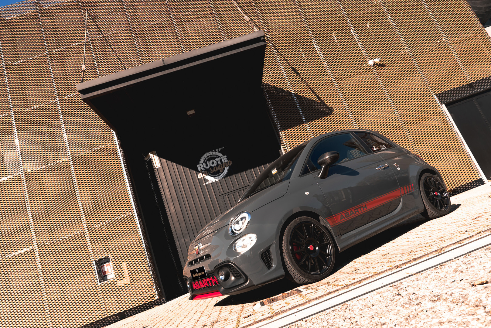 2017 Abarth 695 XSR Yamaha Limited Edition 13