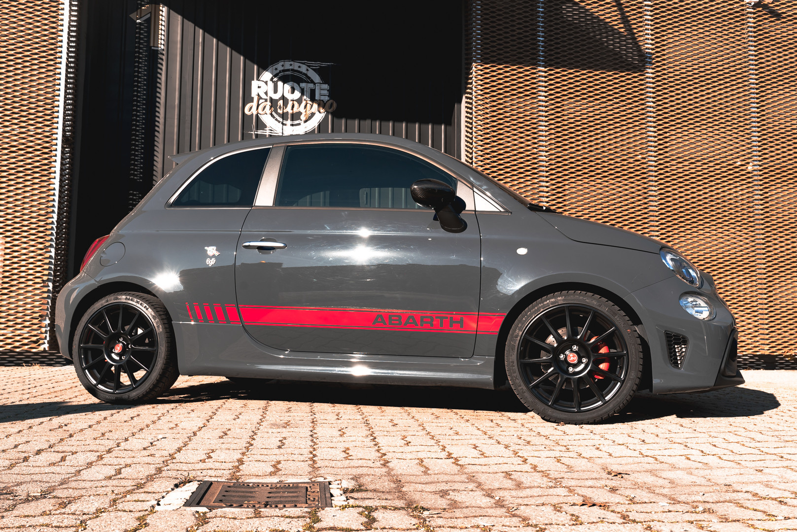 2017 Abarth 695 XSR Yamaha Limited Edition 7