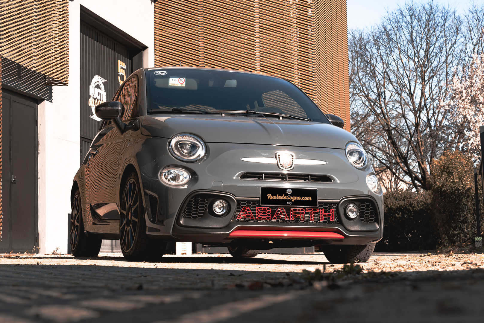 2017 Abarth 695 XSR Yamaha Limited Edition 3