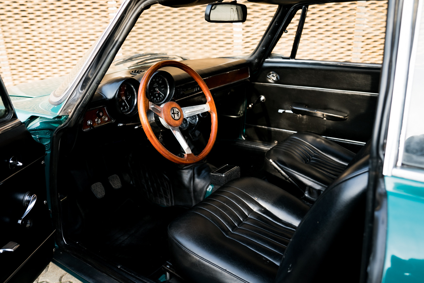 1970 Alfa Romeo GT 1300 Junior 17