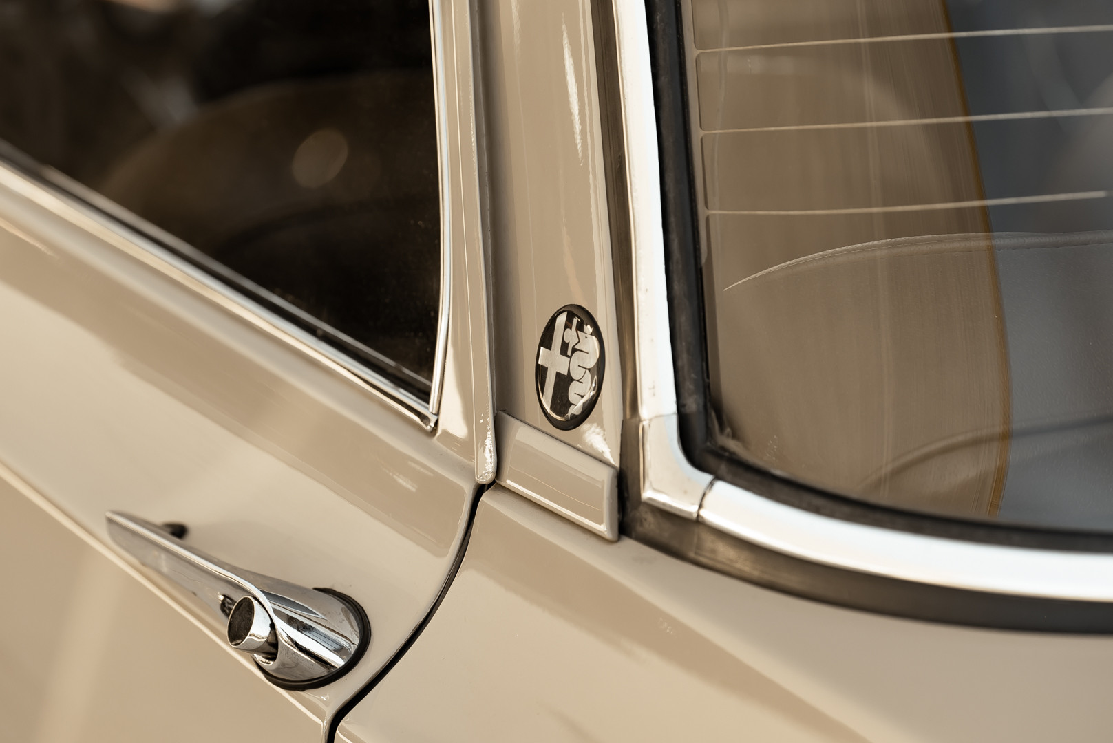 1972 Alfa Romeo Giulia Super 1300 16