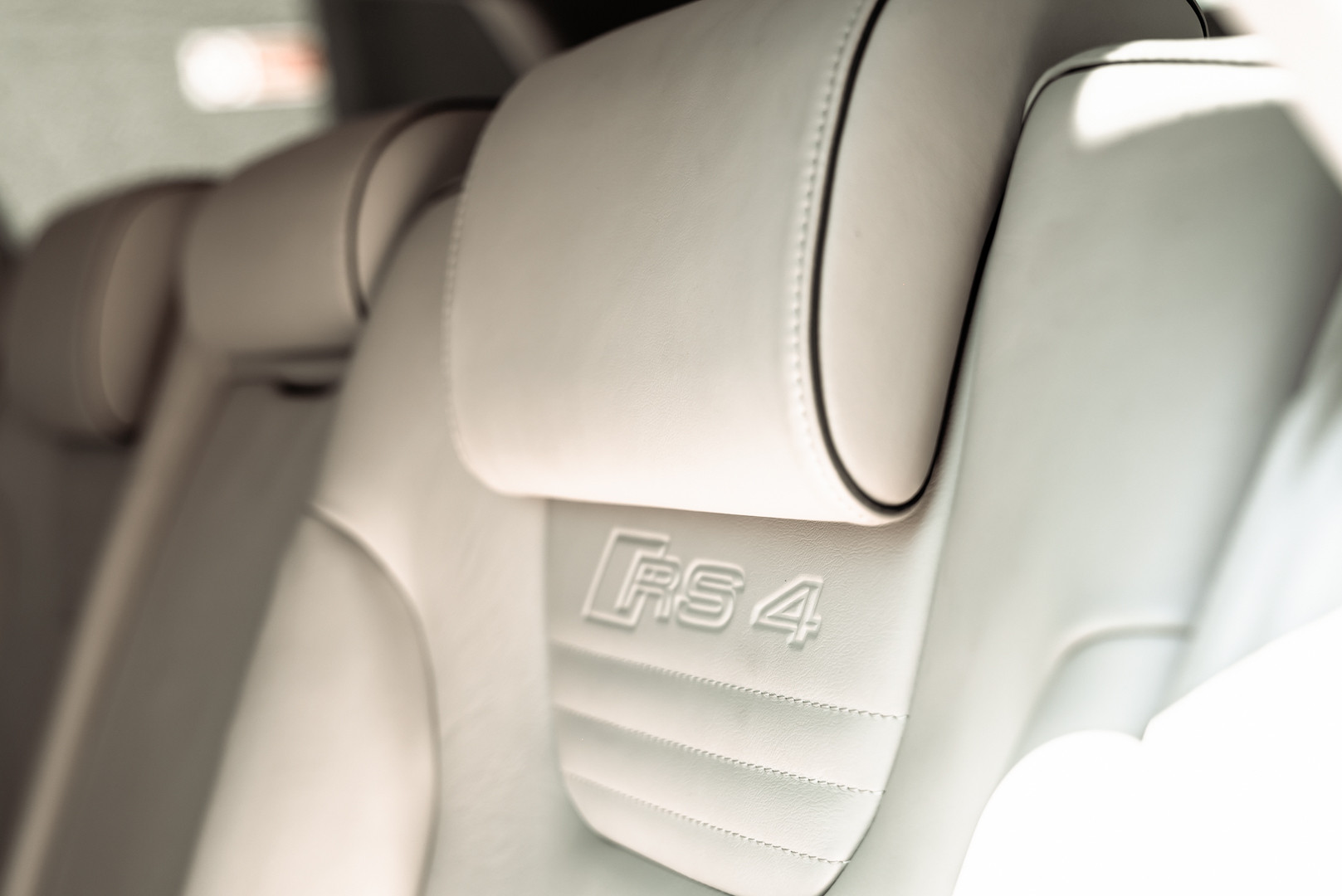 2006 Audi RS4 Avant Quattro V8 4.2 FSI 28
