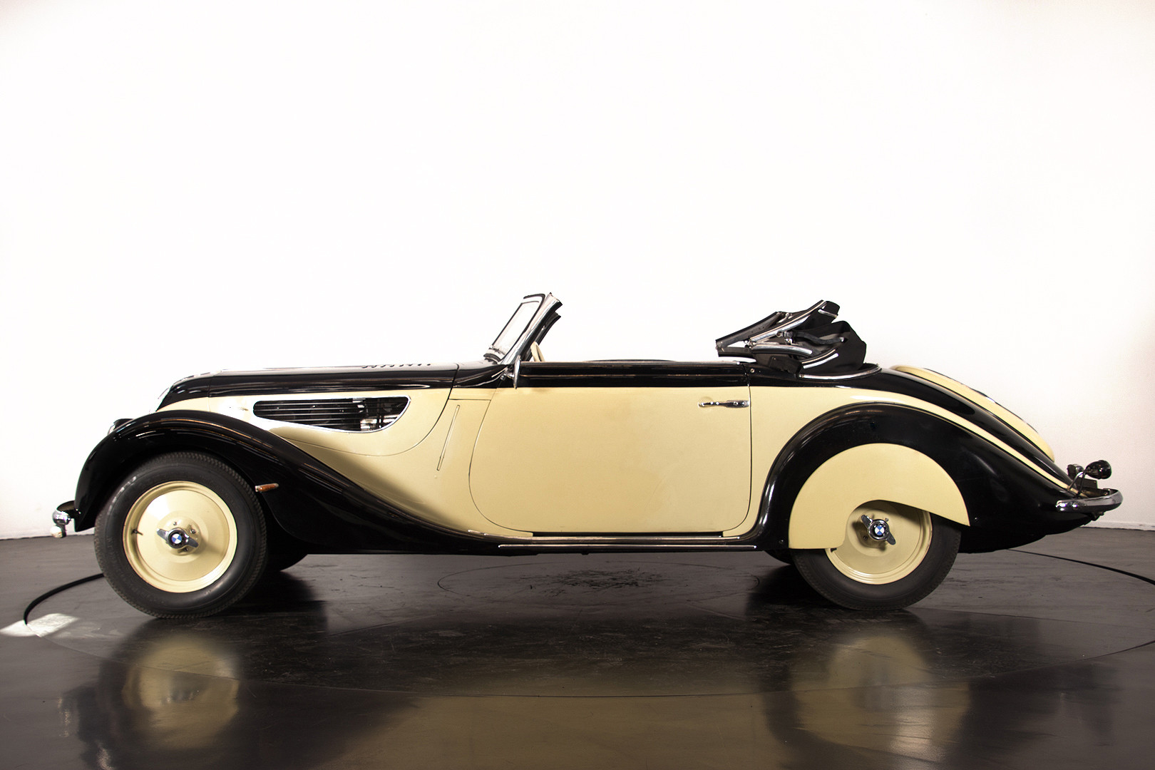 1938 BMW 327/28 14