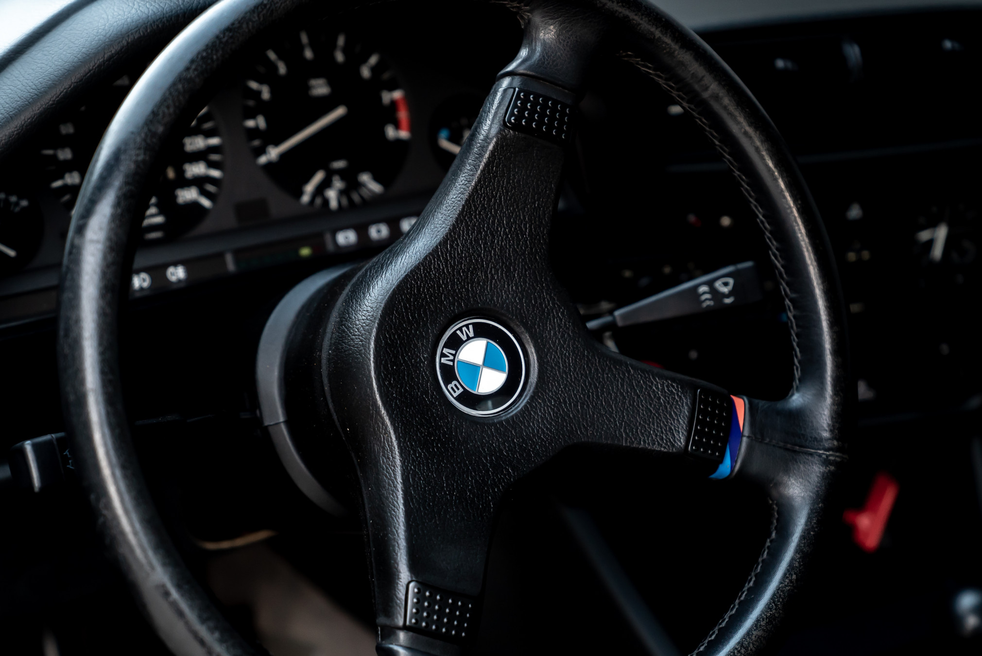 1988 BMW 320 IS 8