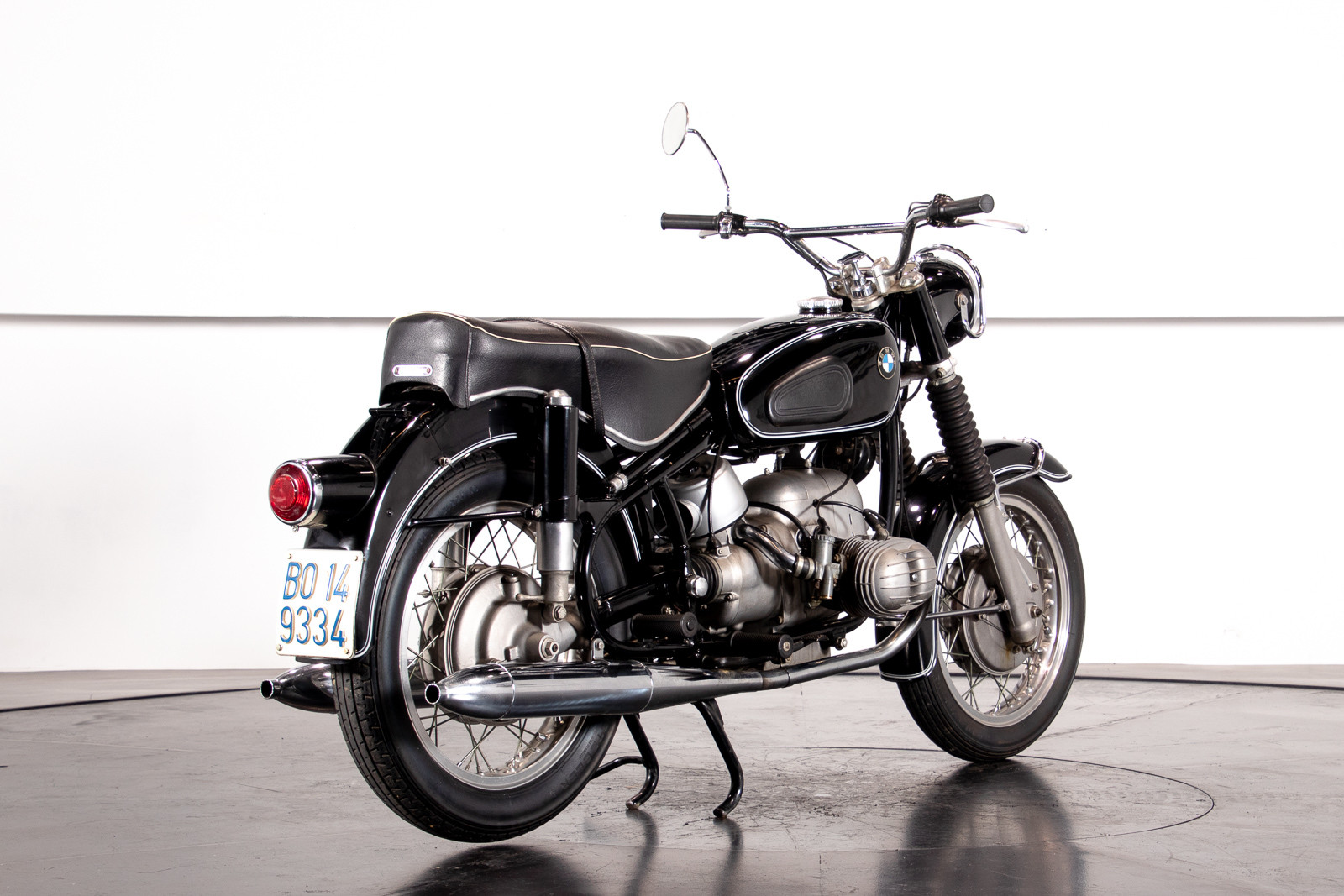 1974 BMW 250 3