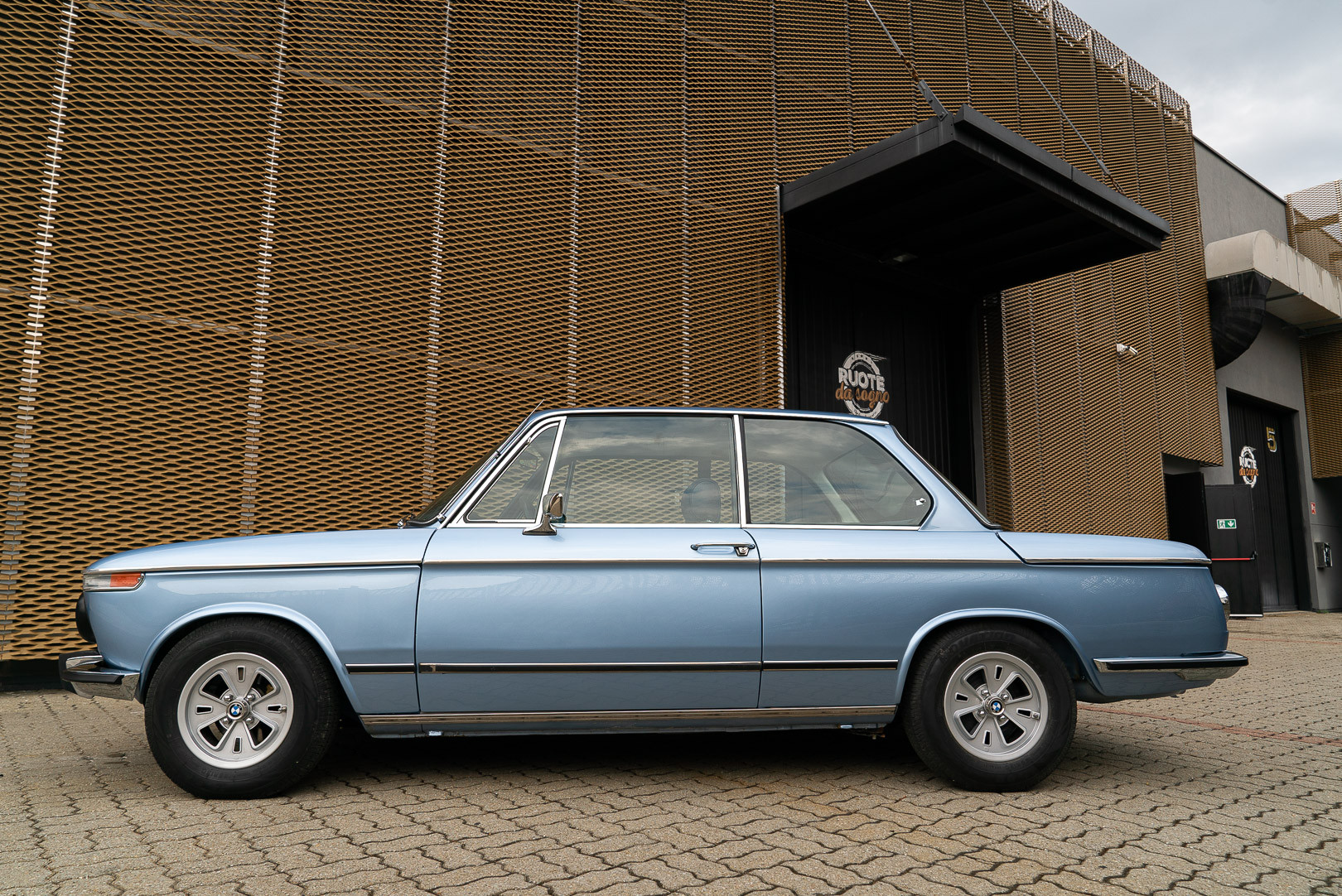 1973 BMW 2002 Tii 8