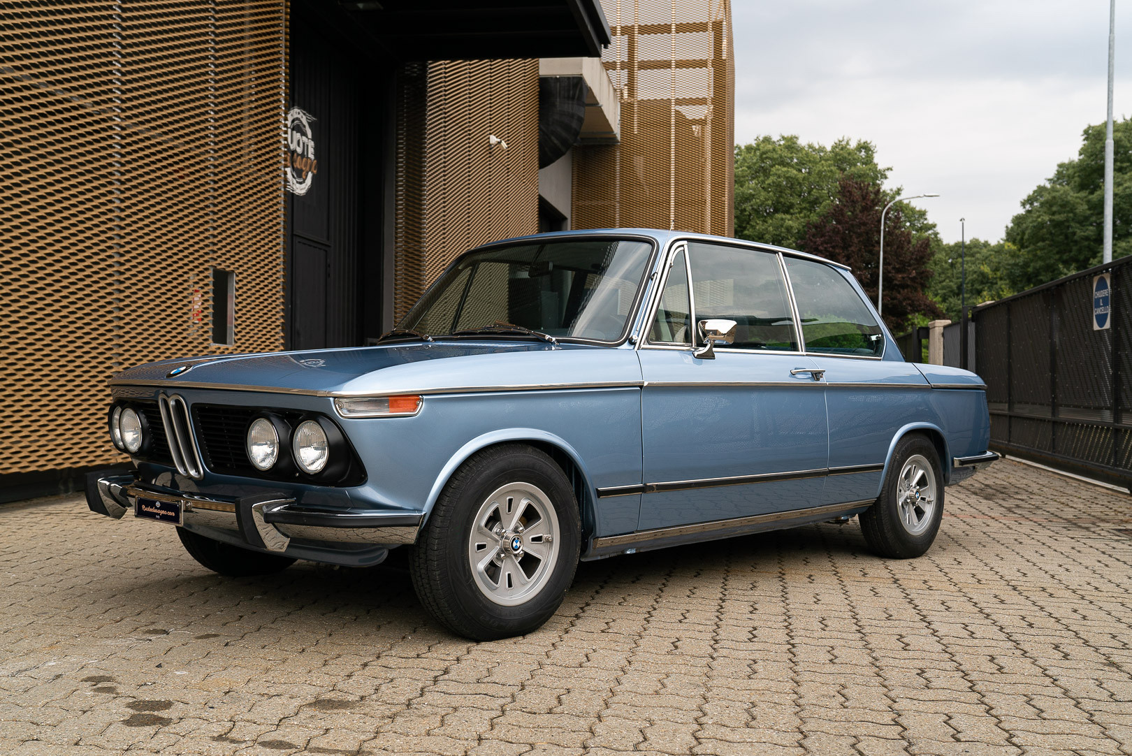 1973 BMW 2002 Tii 9