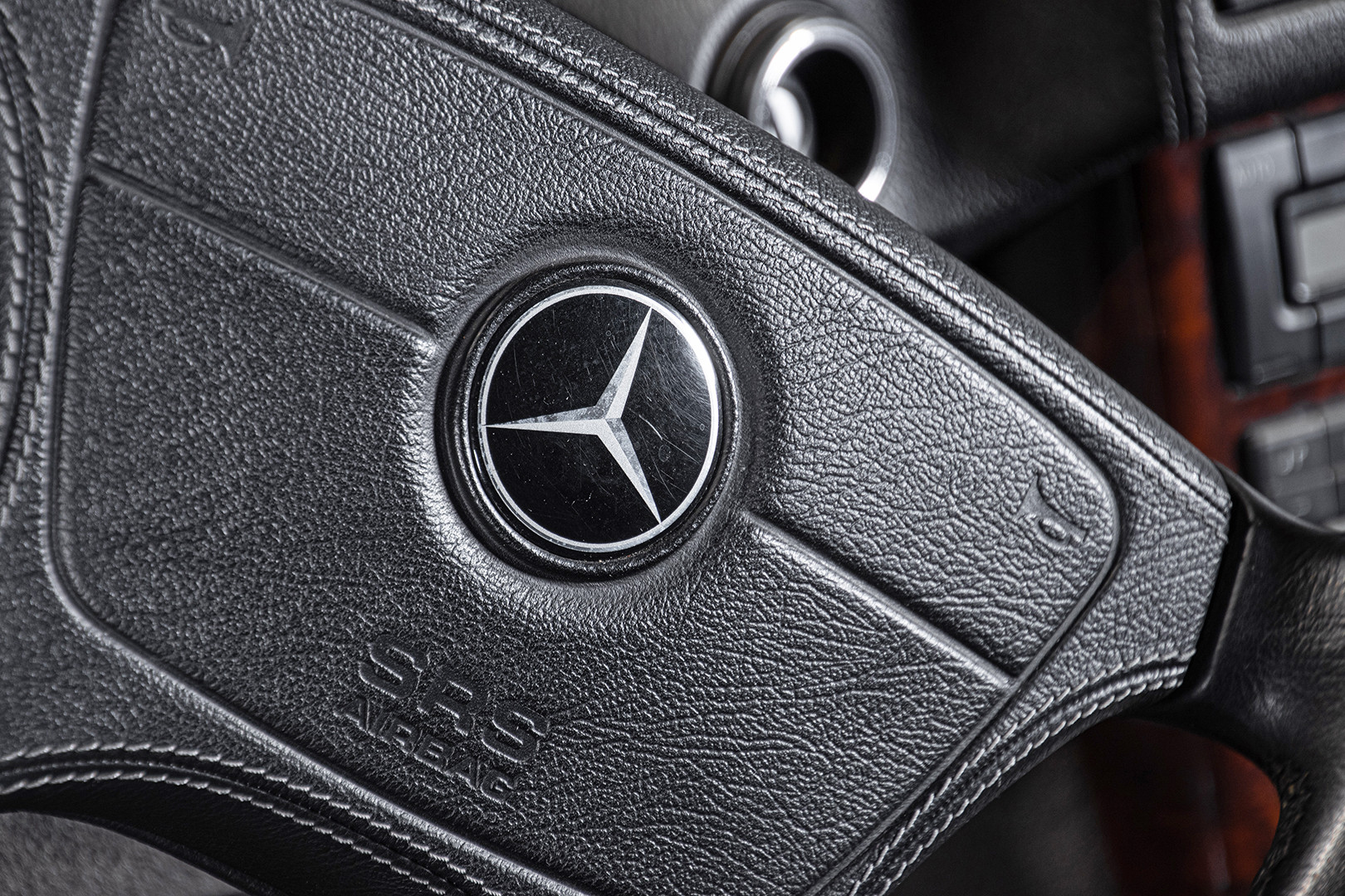 1998 Mercedes Benz 600 SL 24