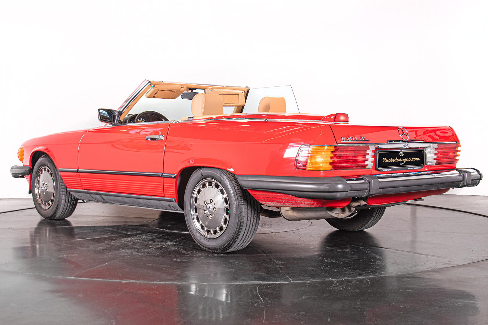 1985 Mercedes-Benz SL 560 21