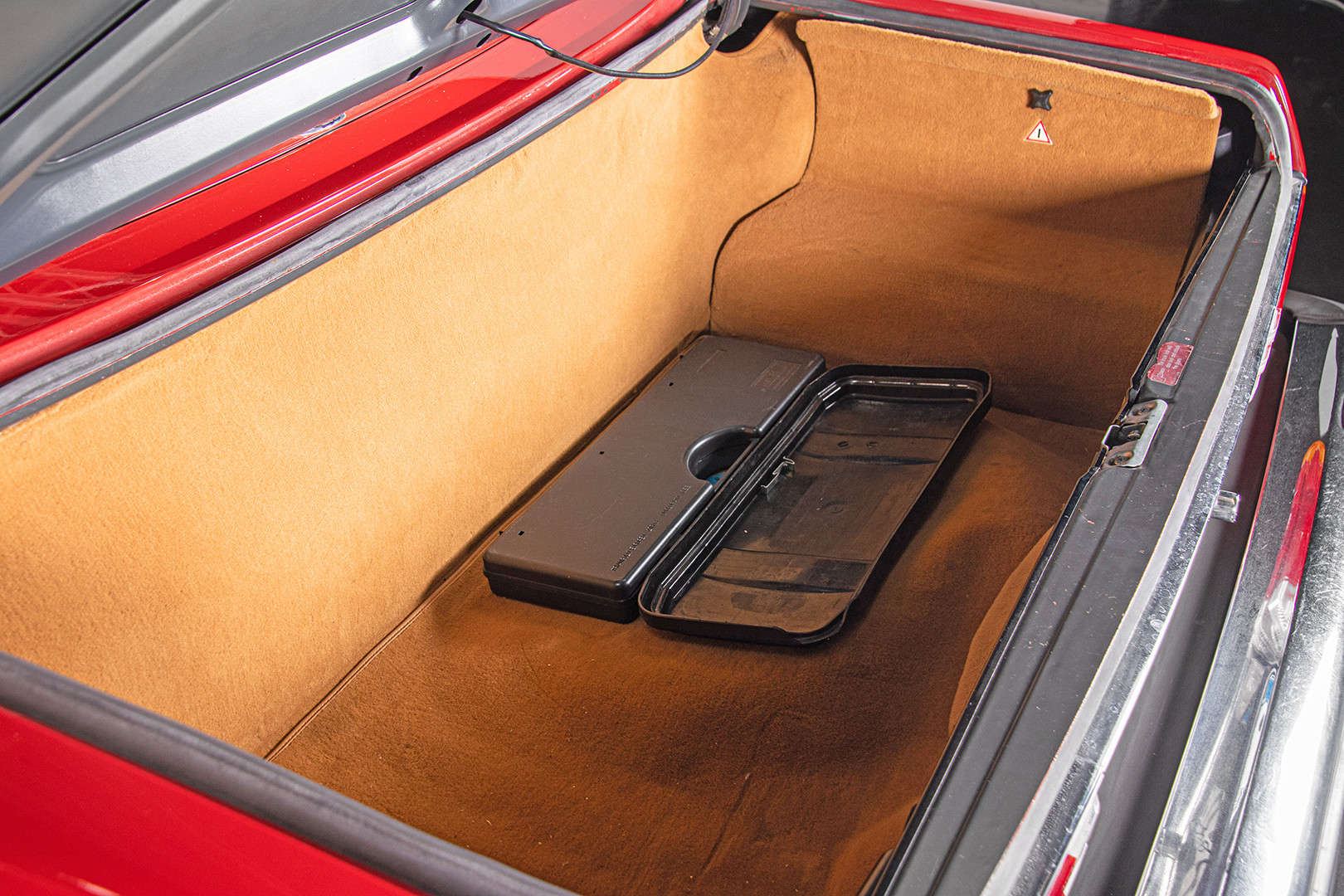 1985 Mercedes-Benz SL 560 55