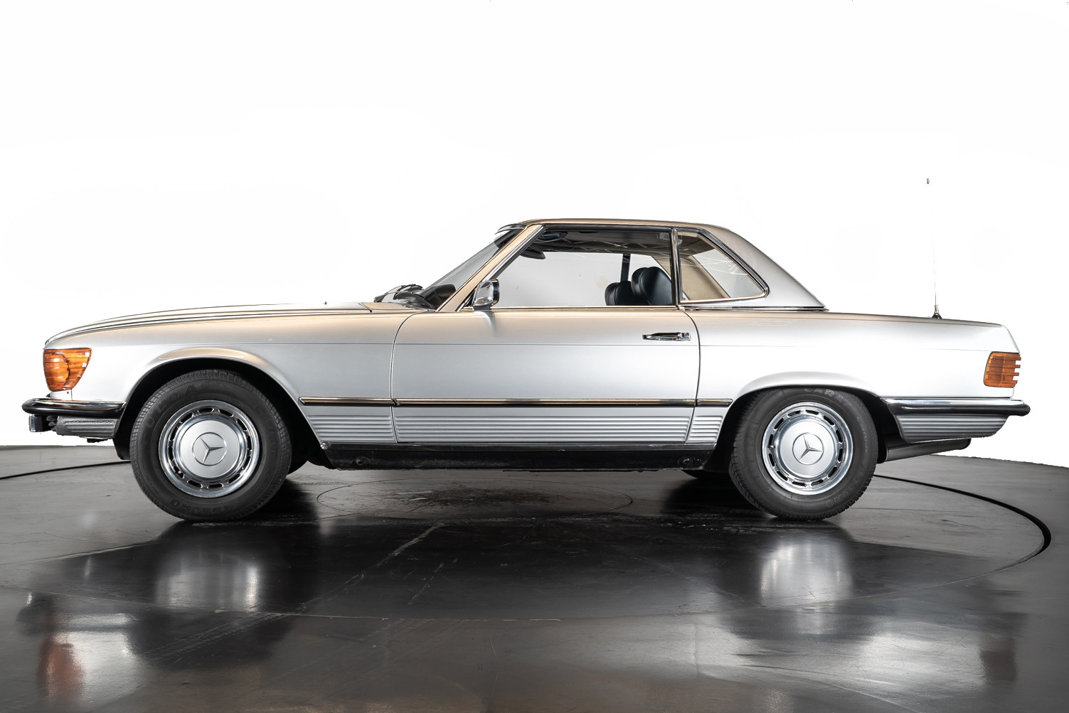 1971 Mercedes-Benz SL 350 Cabrio 1