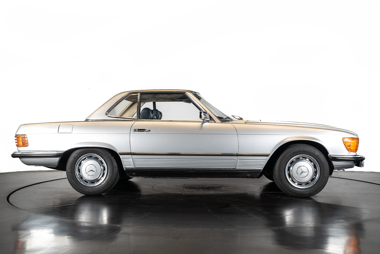 1971 Mercedes-Benz SL 350 Cabrio 7