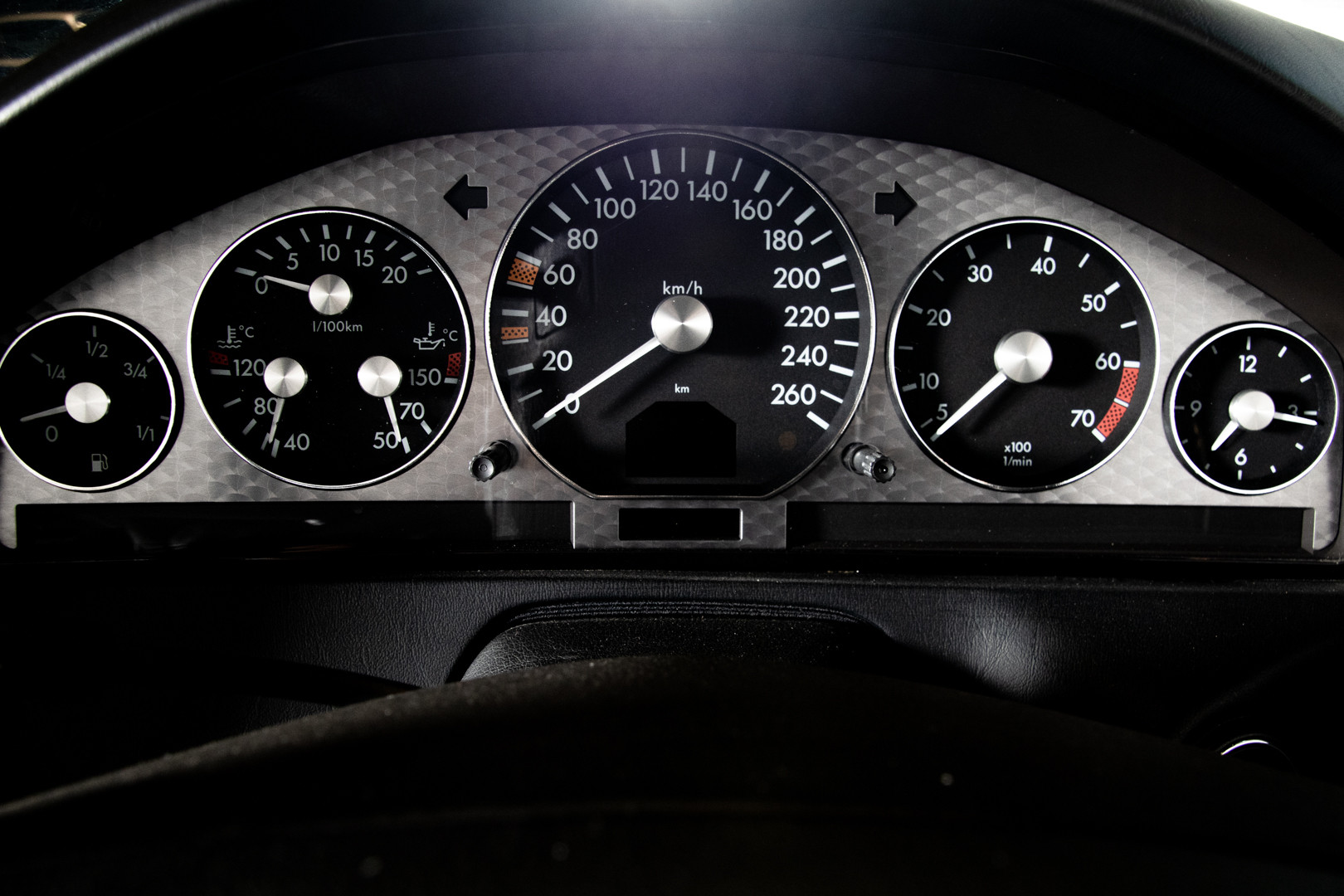 2000 Mercedes Benz SL500 Blue Edition 22