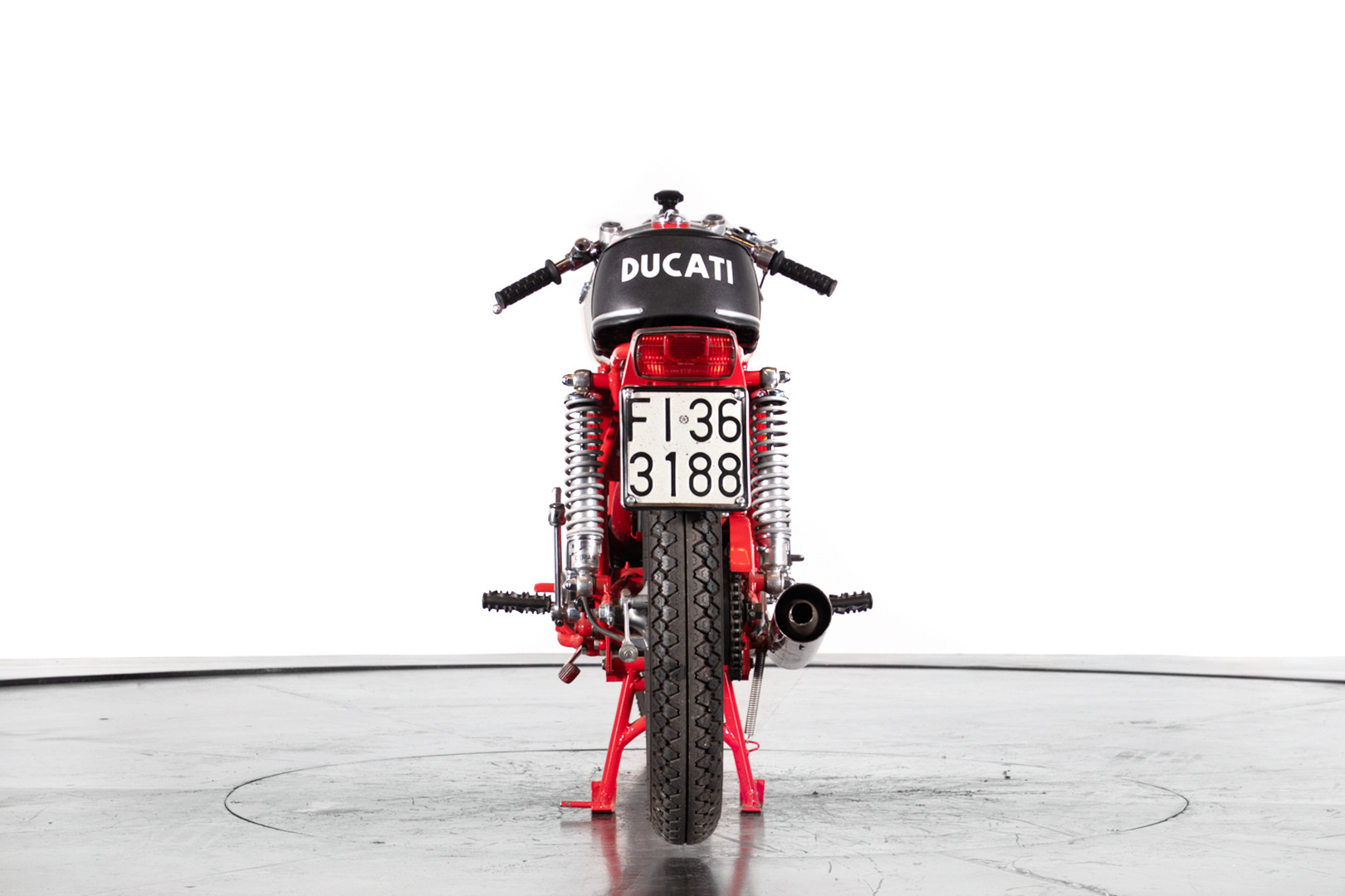 1969 Ducati 250 3