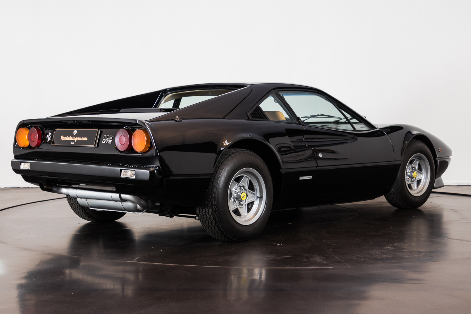 1976 Ferrari 308 GTB Vetroresina 5