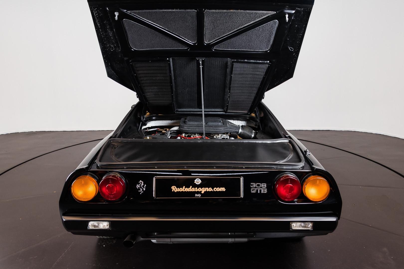 1976 Ferrari 308 GTB Vetroresina 27