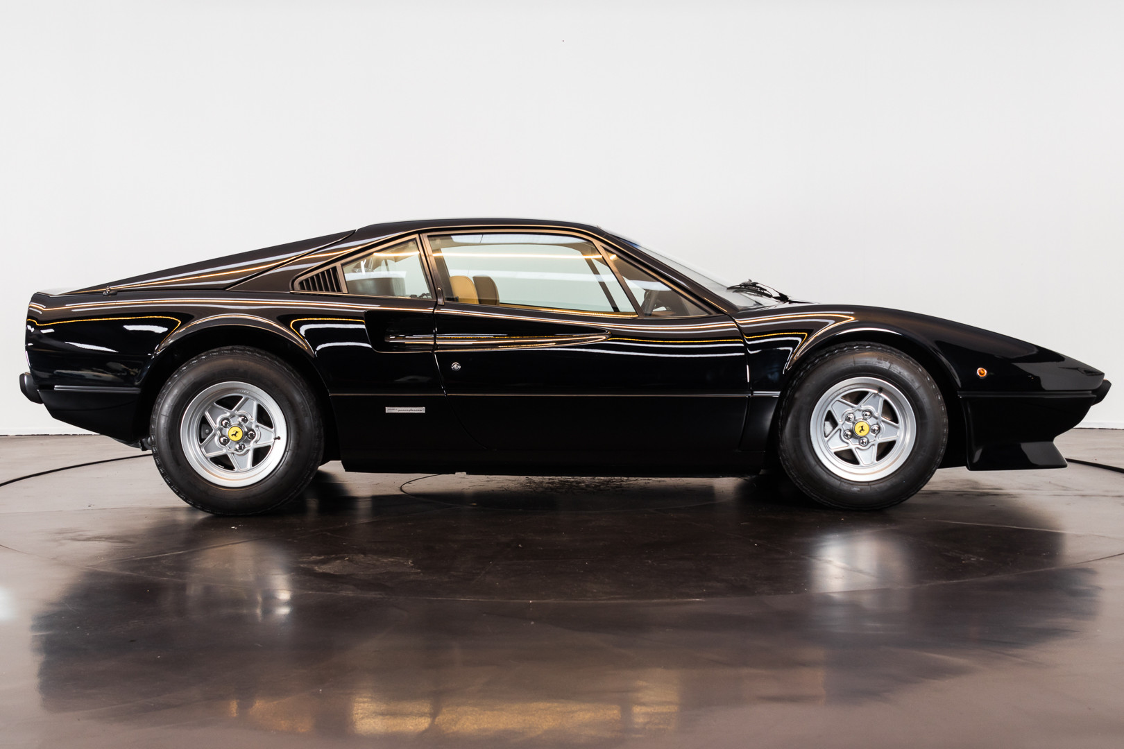 1976 Ferrari 308 GTB Vetroresina 4