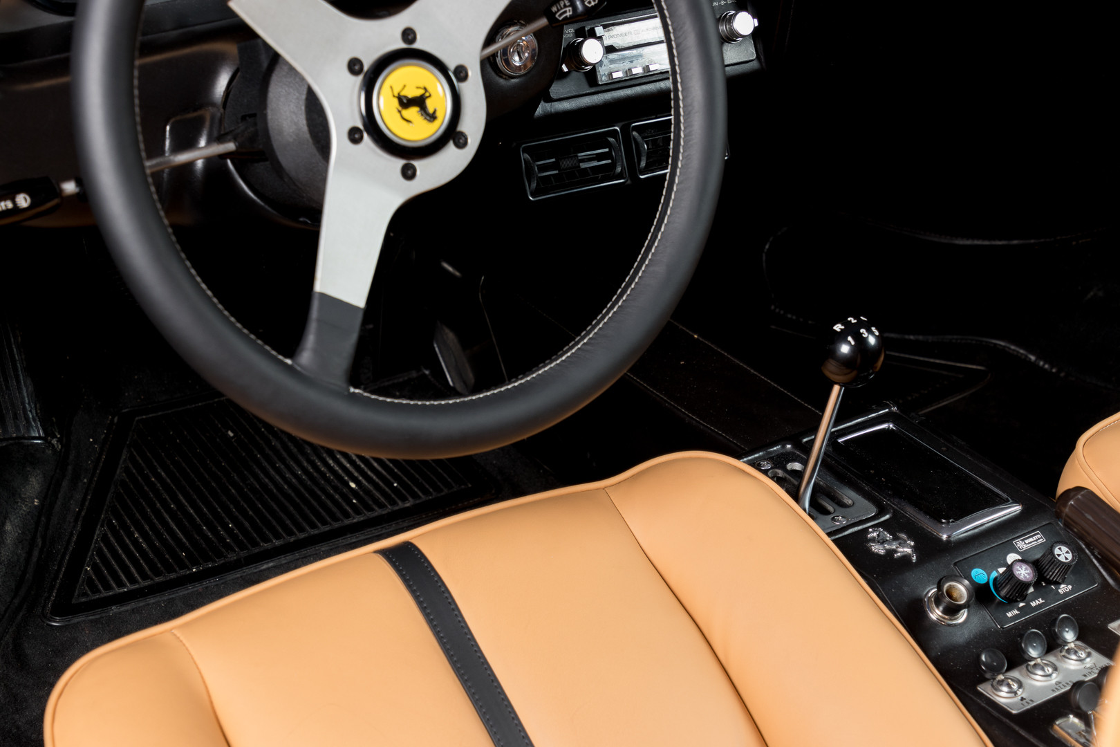 1976 Ferrari 308 GTB Vetroresina 17