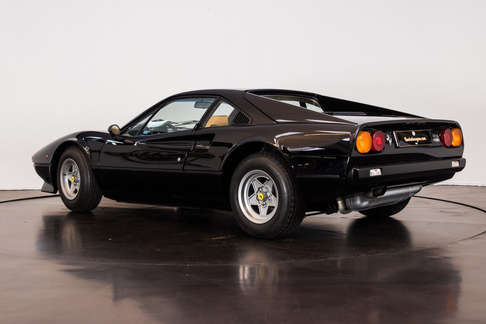 1976 Ferrari 308 GTB Vetroresina 9
