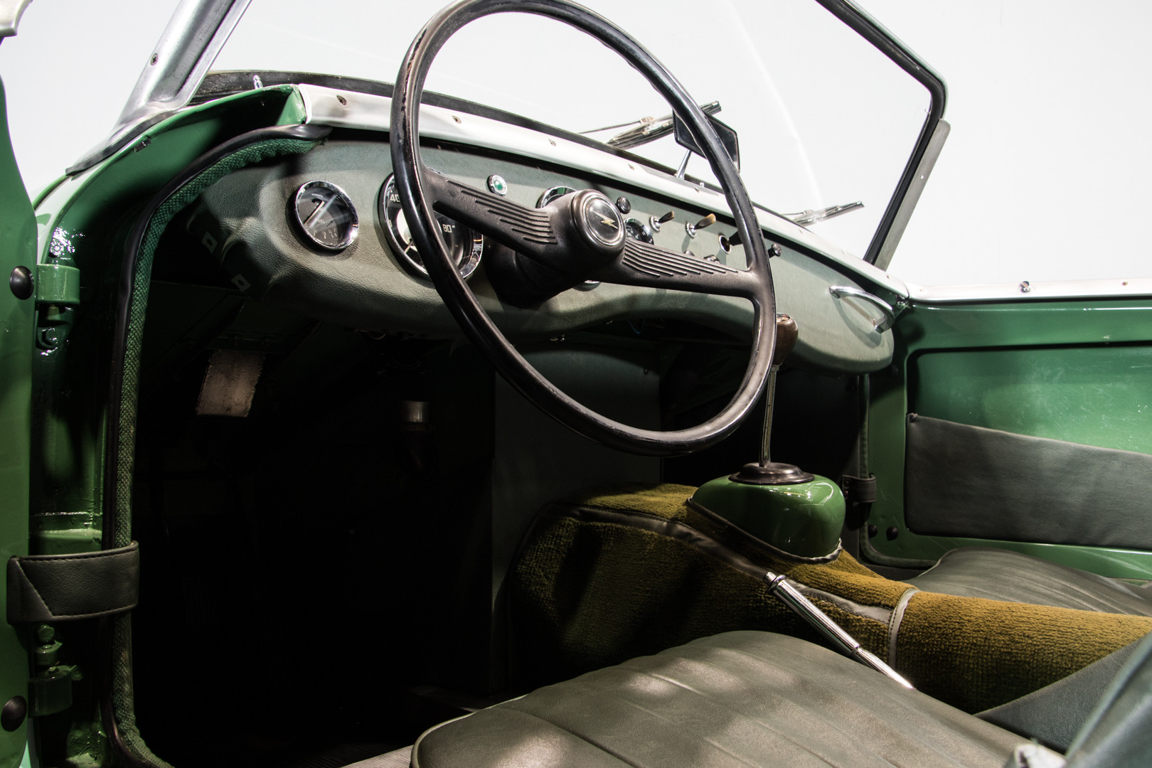 1960 AUSTIN-HEALEY SPRITE FROG EYE 22