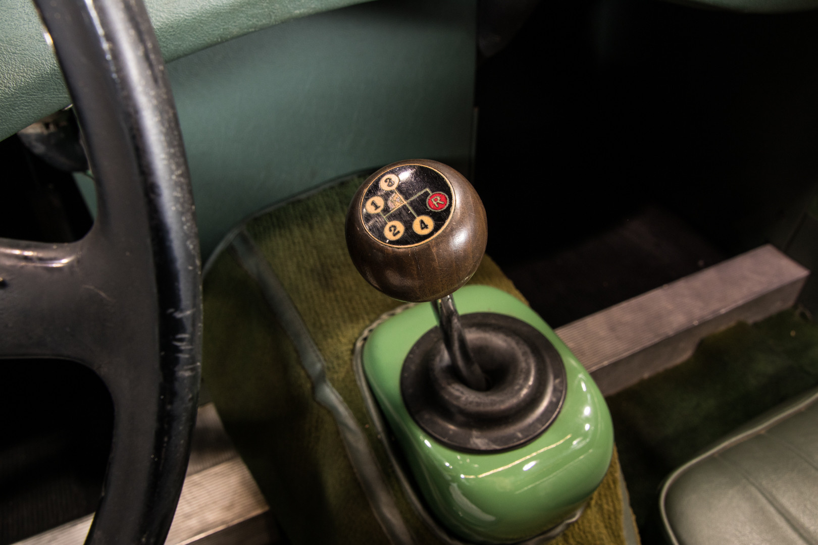 1960 AUSTIN-HEALEY SPRITE FROG EYE 30