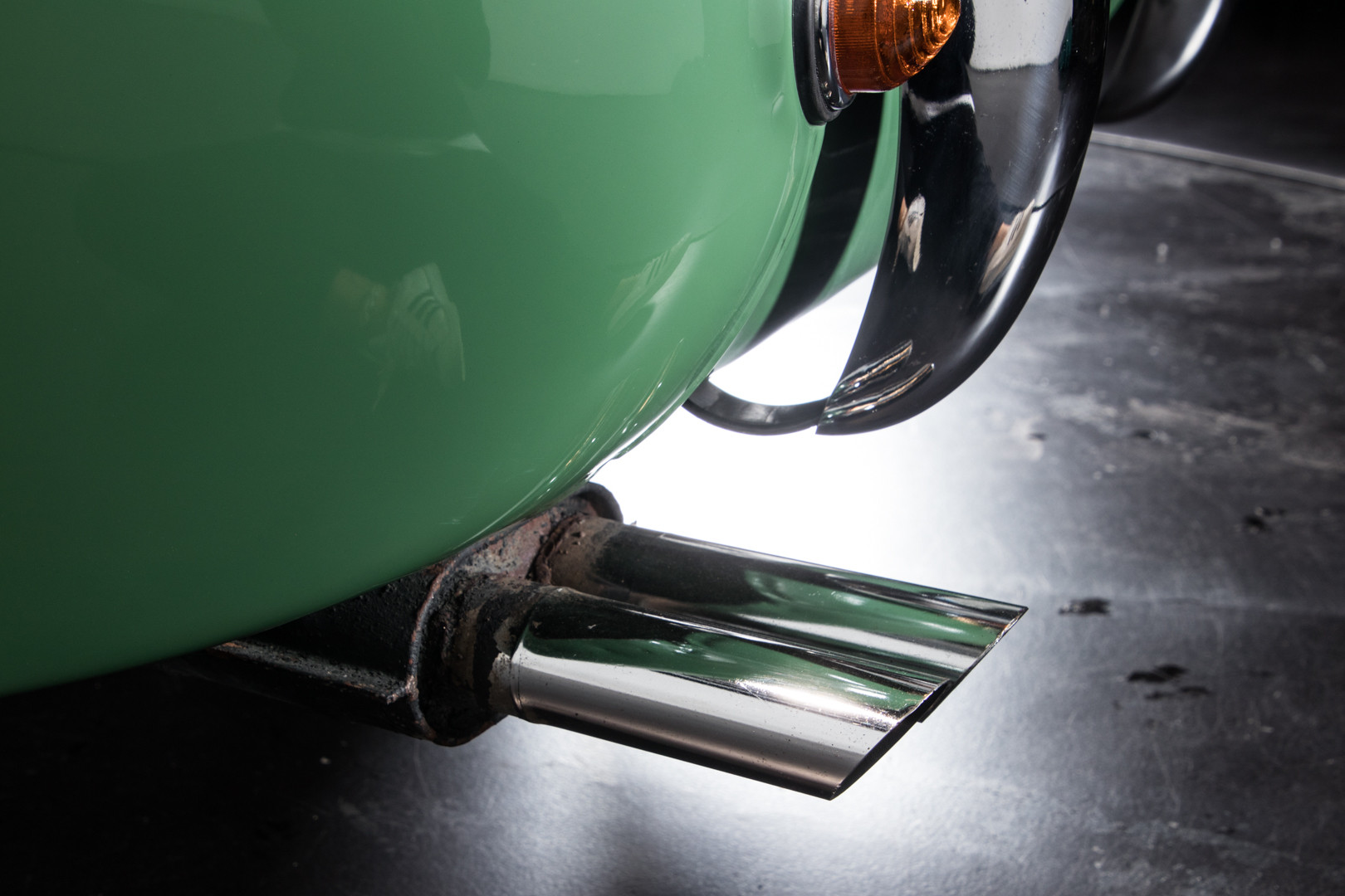 1960 AUSTIN-HEALEY SPRITE FROG EYE 18