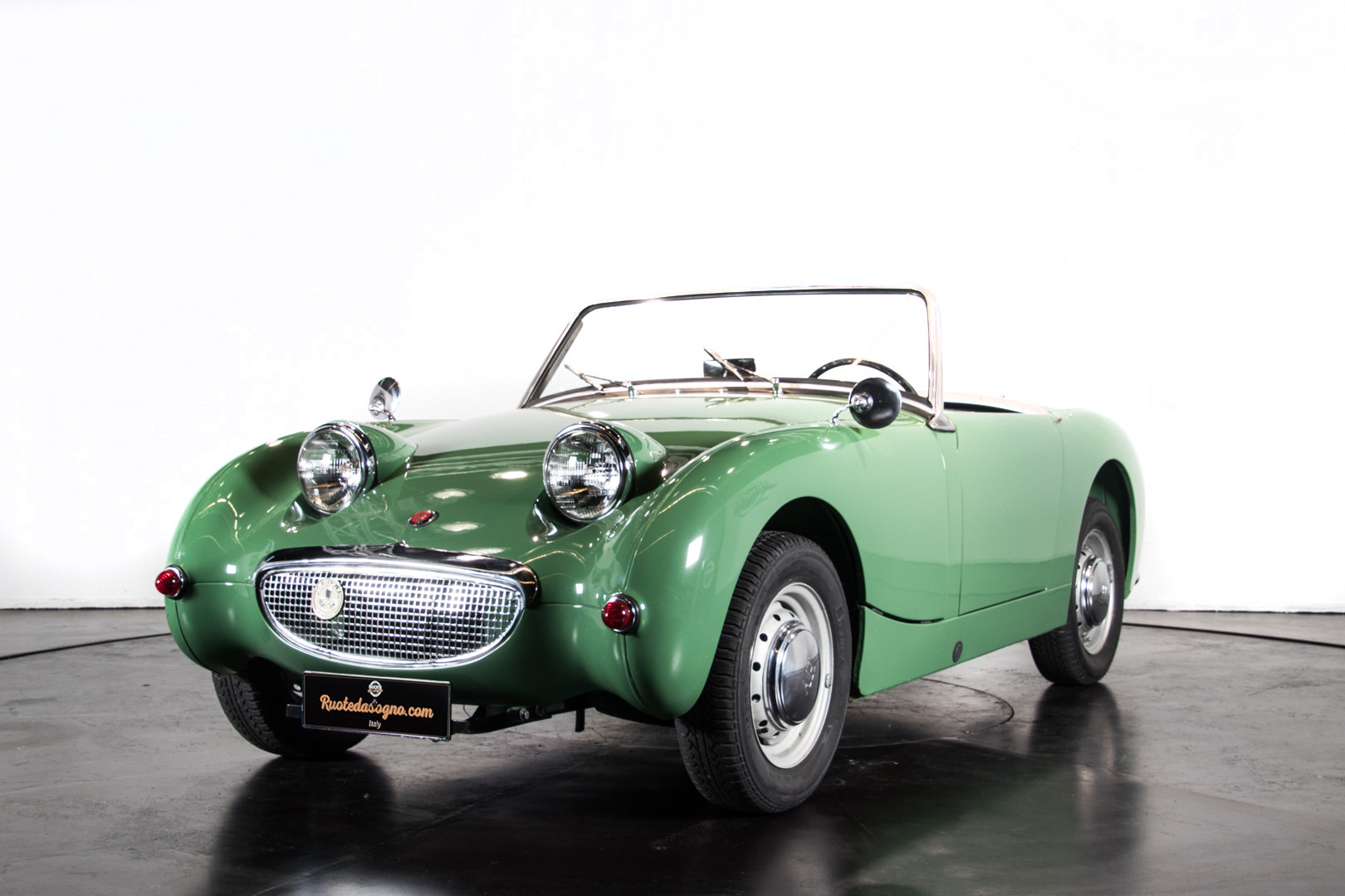 1960 AUSTIN-HEALEY SPRITE FROG EYE 0