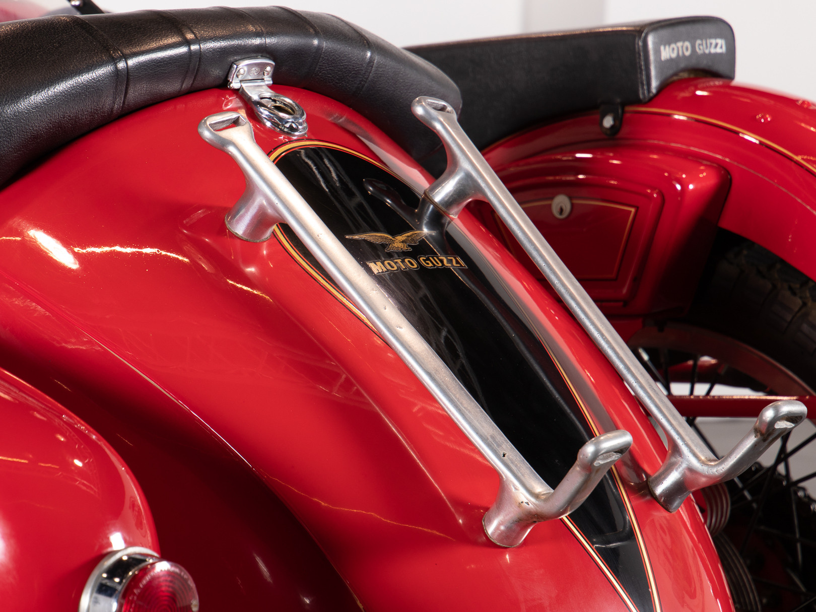 1975 Moto Guzzi 500 FS Sidecar 10
