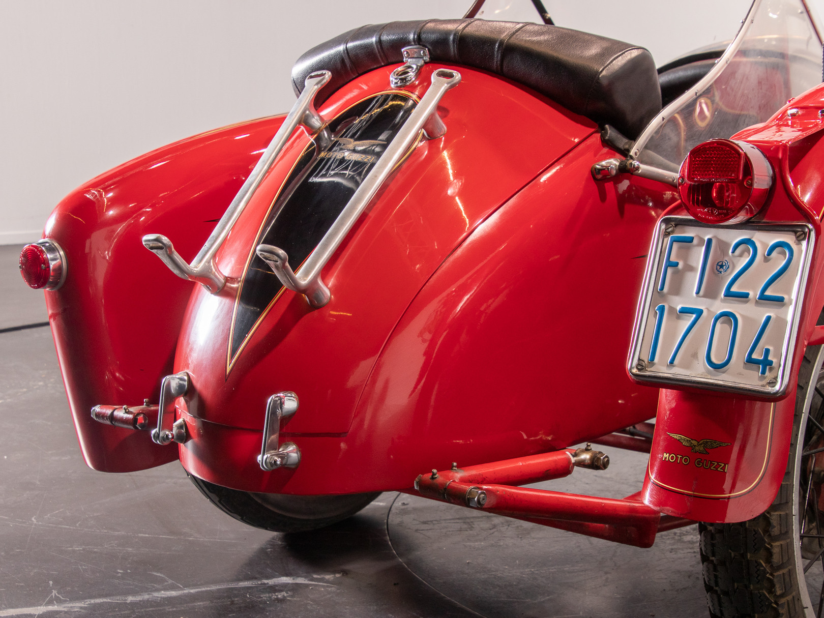 1975 Moto Guzzi 500 FS Sidecar 13