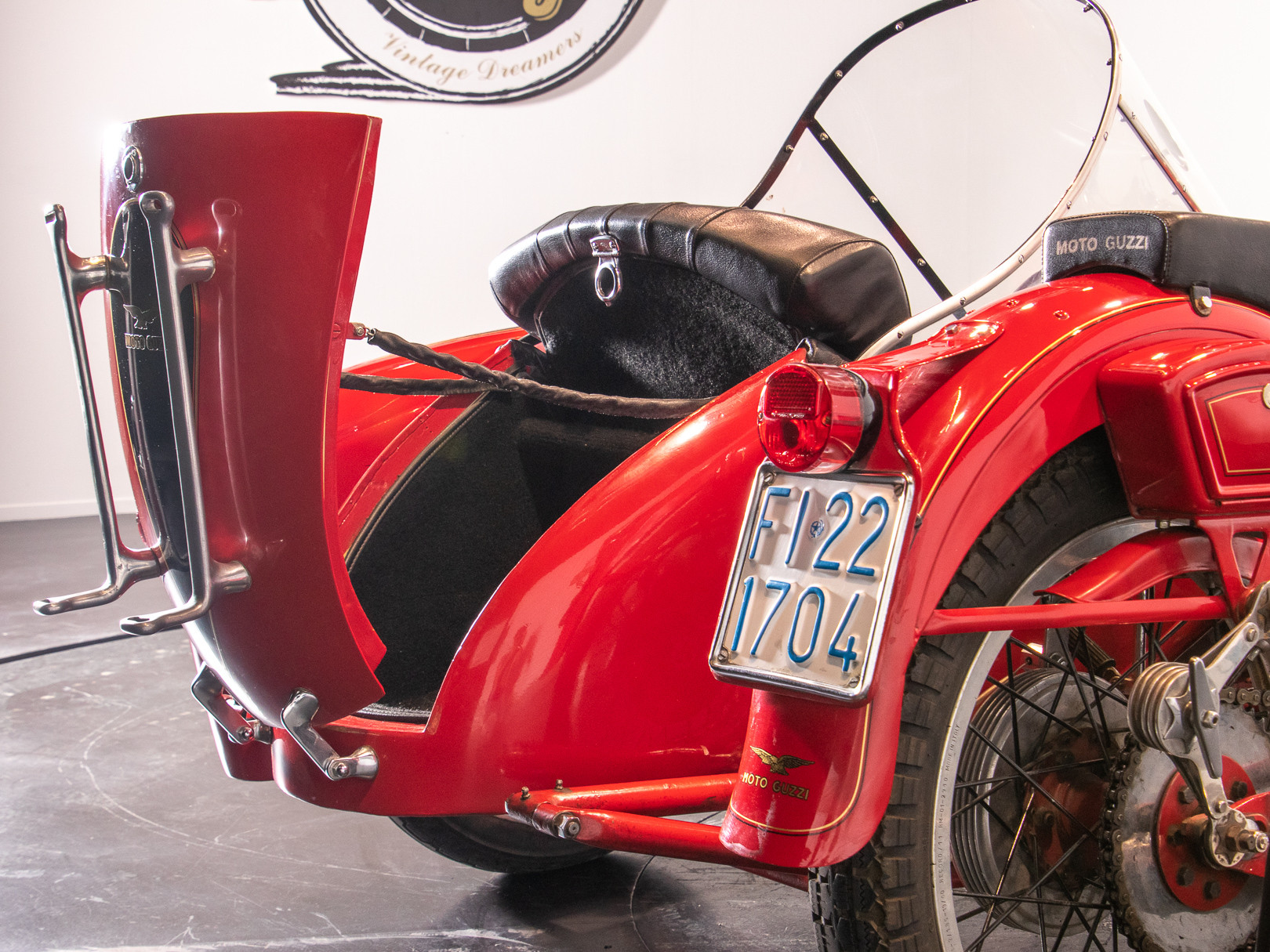 1975 Moto Guzzi 500 FS Sidecar 17