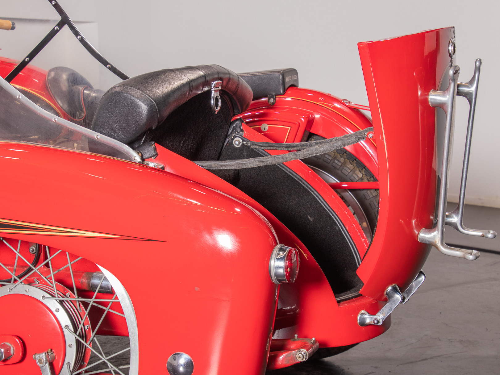 1975 Moto Guzzi 500 FS Sidecar 18