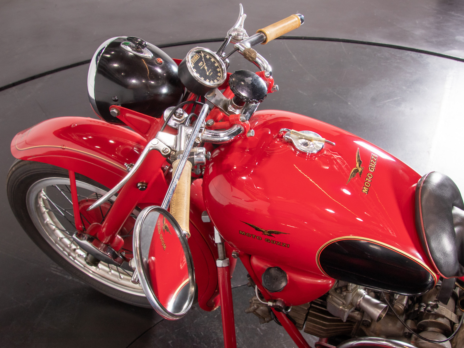 1975 Moto Guzzi 500 FS Sidecar 35