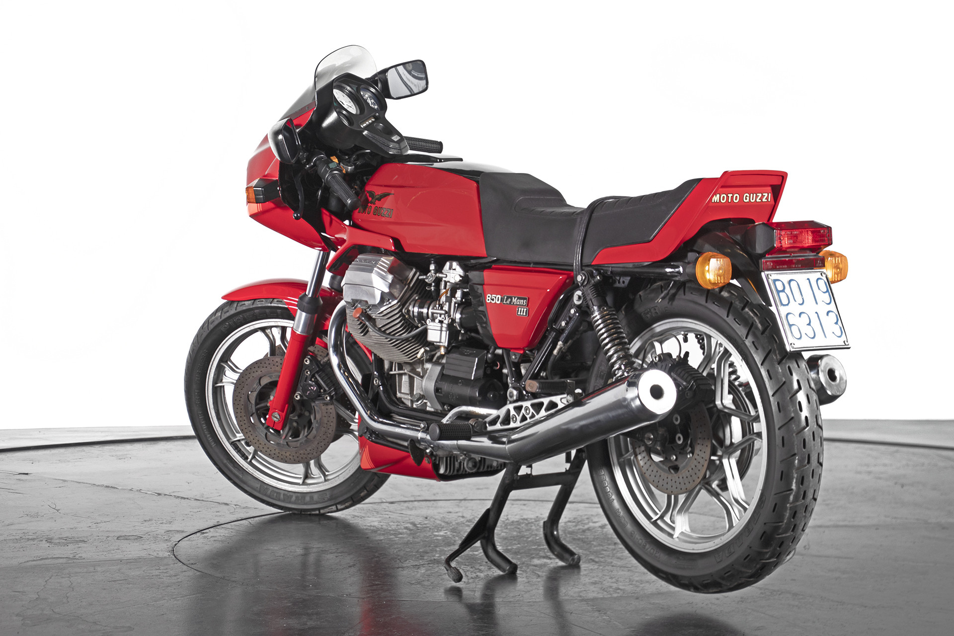 1983 MOTO GUZZI VF LE MANS III 8