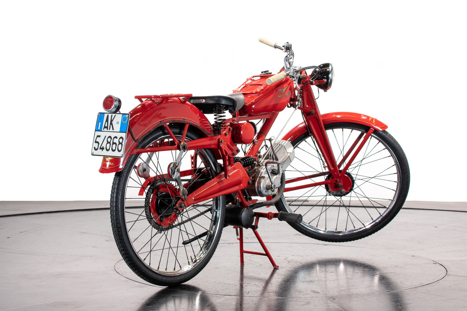 1952 Moto Guzzi 65 3