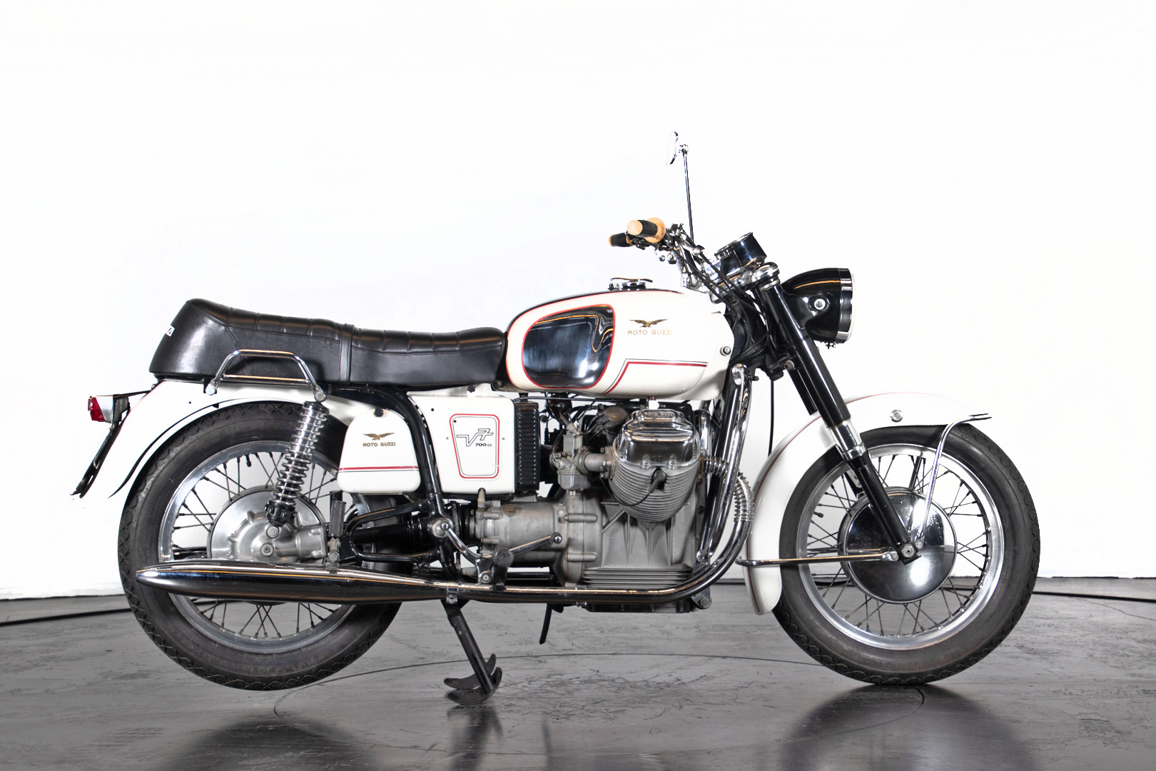 1969 Moto Guzzi V7 pre serie 4
