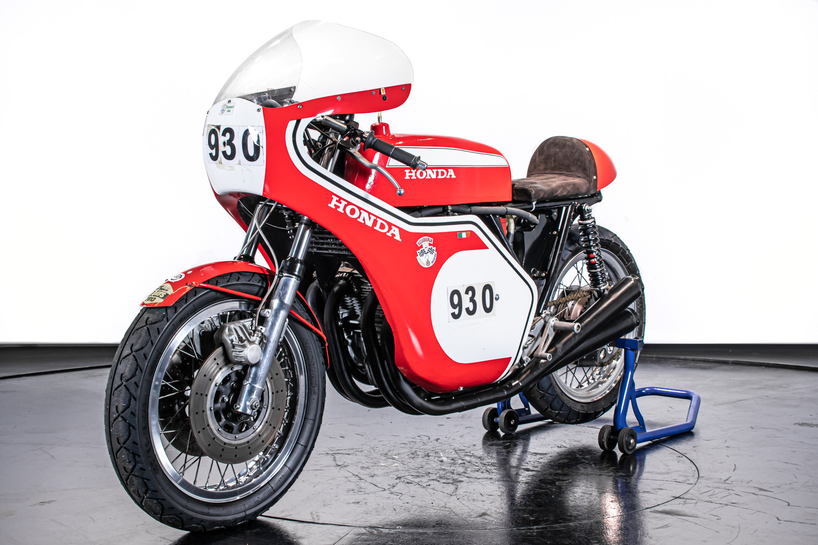 1973 Honda 750 Daytona Replica 2
