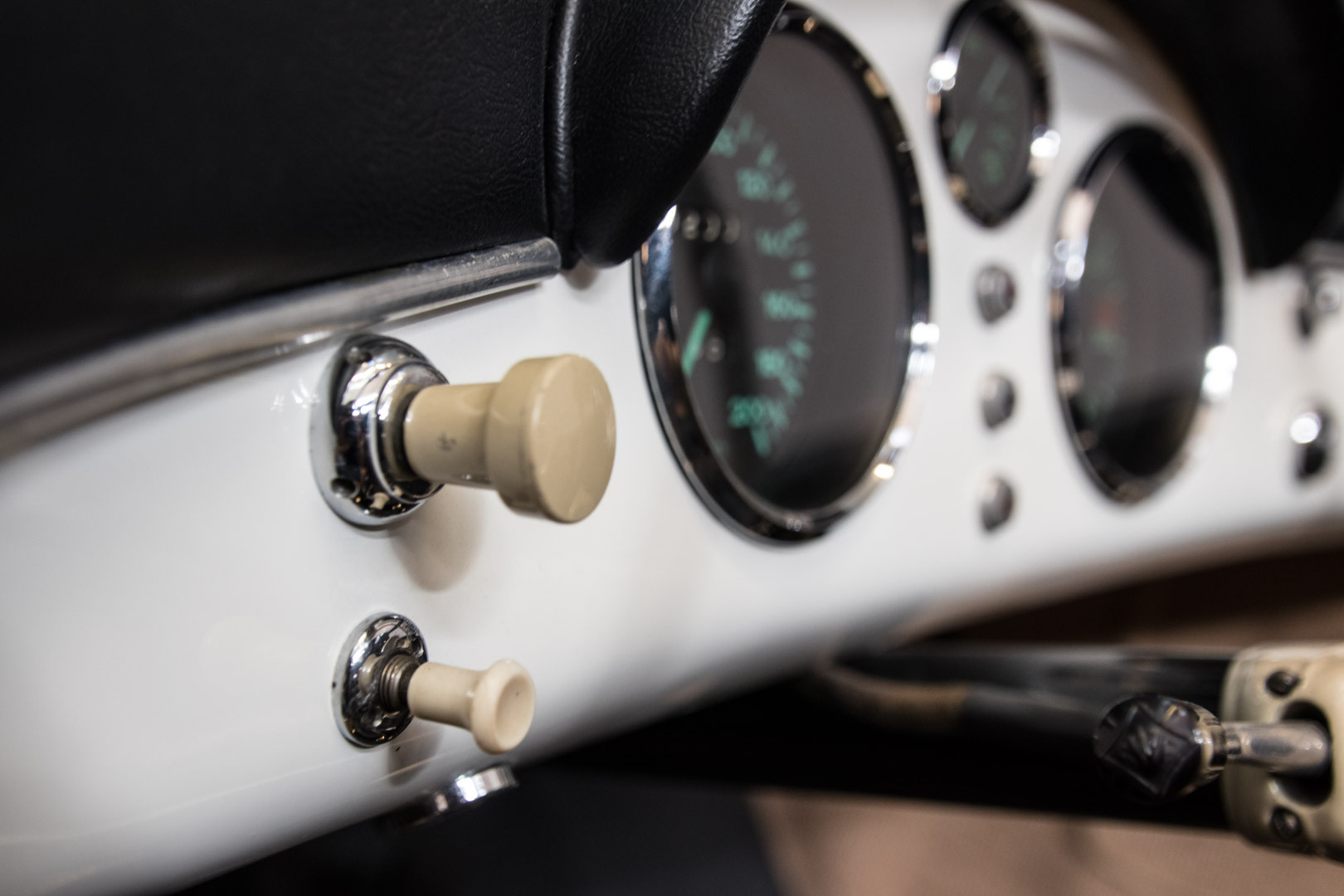 1955 Porsche 356 pre-A Speedster 14