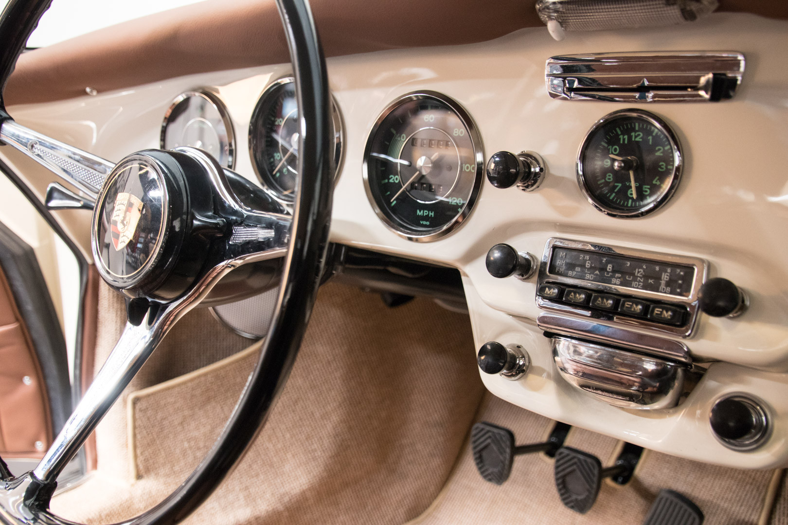 1964 Porsche 356 SC 13