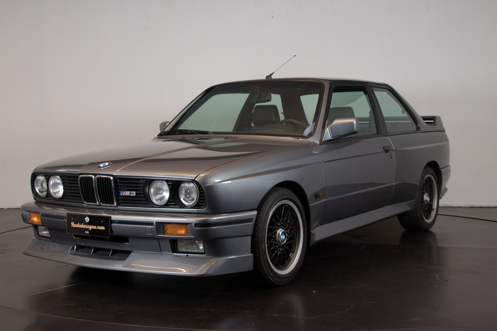 1990 BMW M3 e30 - “JOHNNY CECOTTO” 0