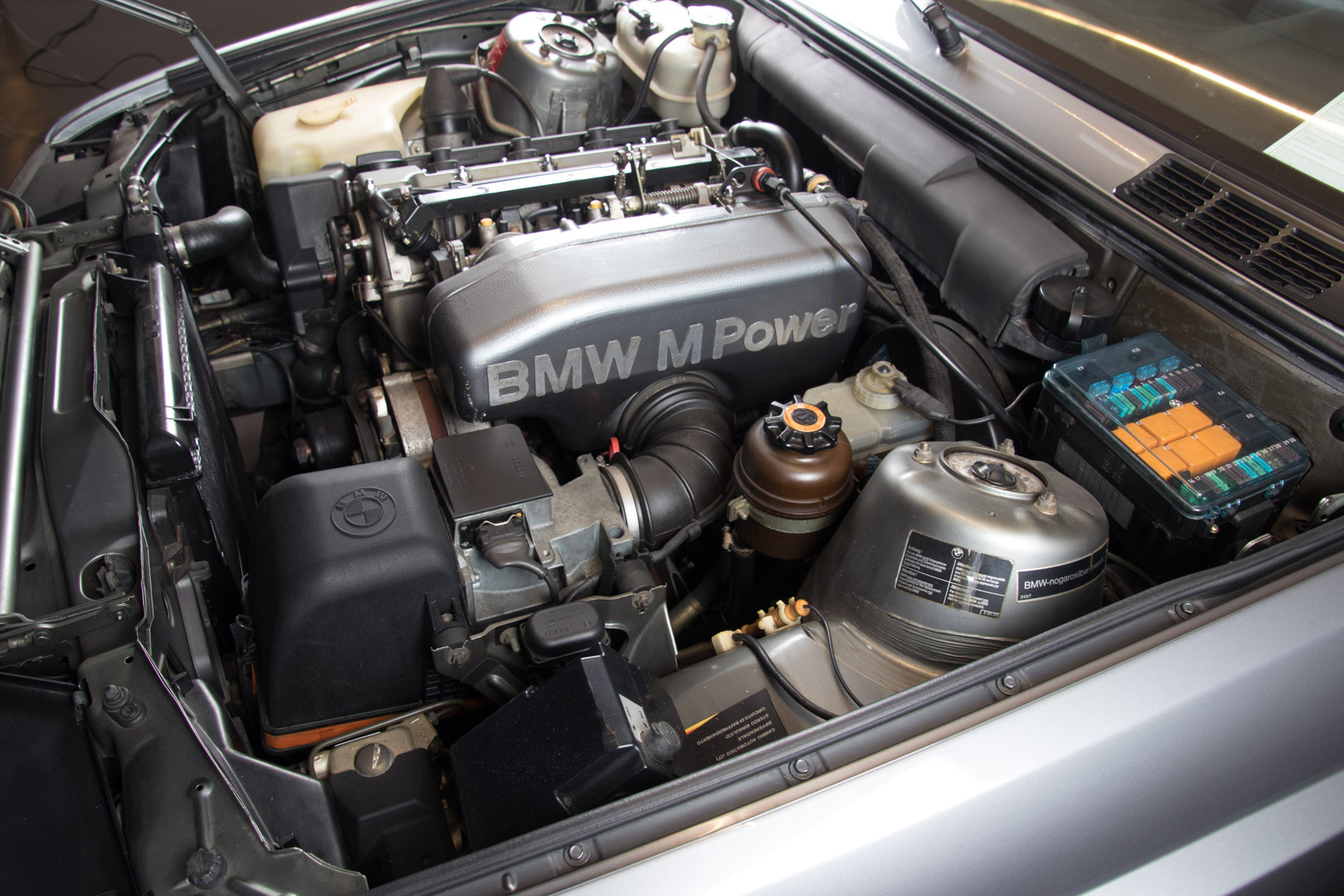 1990 BMW M3 e30 - “JOHNNY CECOTTO” 24