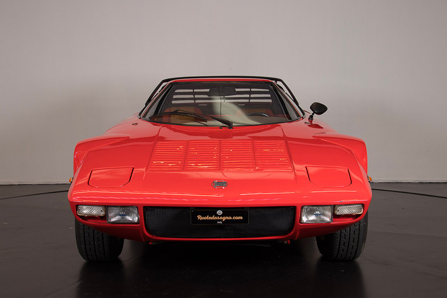 1976 Lancia Stratos "Stradale" 1