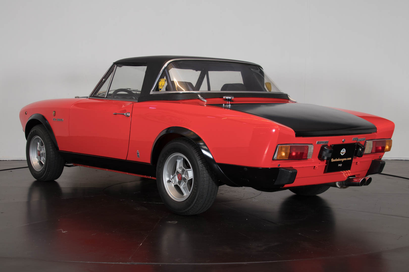 1975 Fiat Abarth 124 8