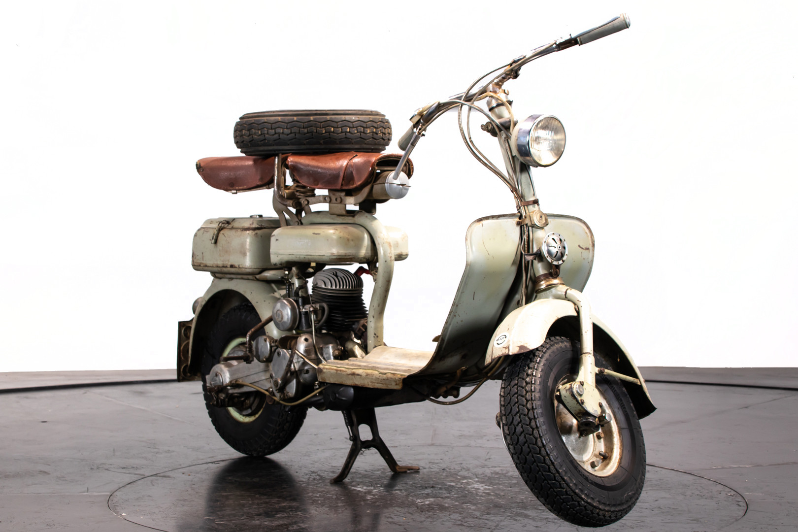 1953 INNOCENTI LAMBRETTA 125 10