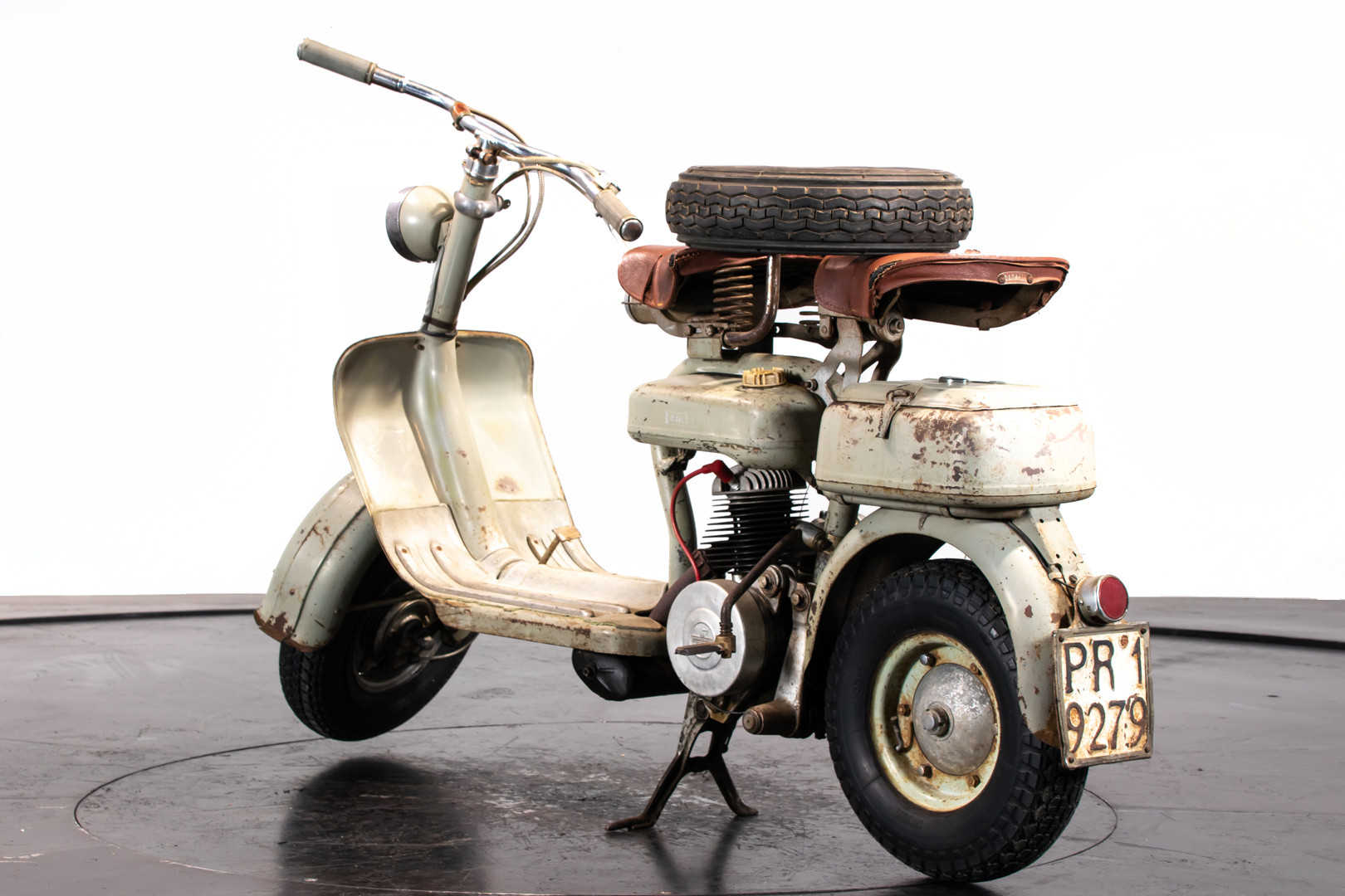1953 INNOCENTI LAMBRETTA 125 4