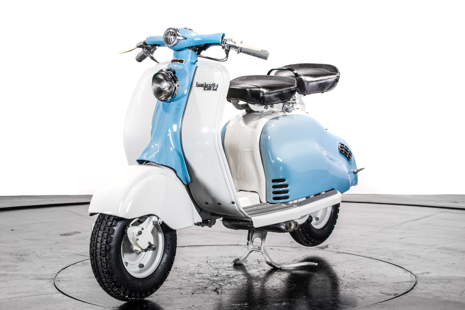 1957 Innocenti Lambretta 150 D 4