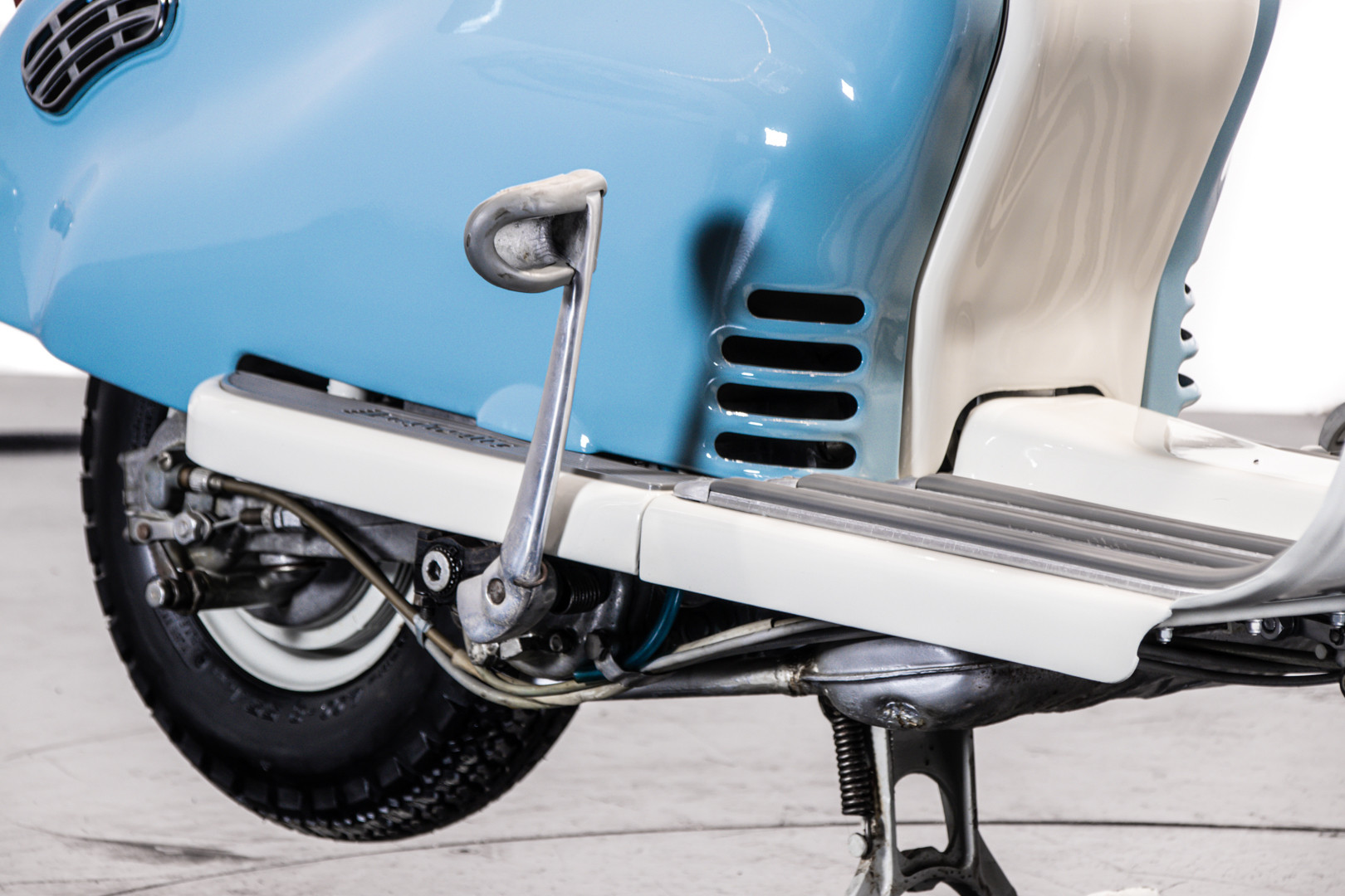 1957 Innocenti Lambretta 150 D 9