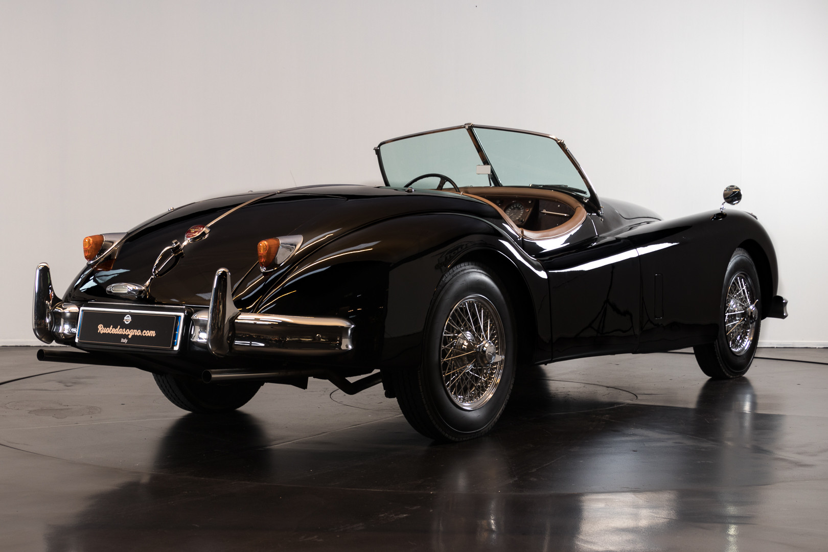 1955 Jaguar XK140 Roadster OTS 4