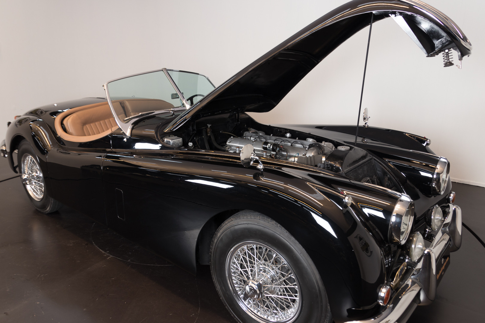 1955 Jaguar XK140 Roadster OTS 21