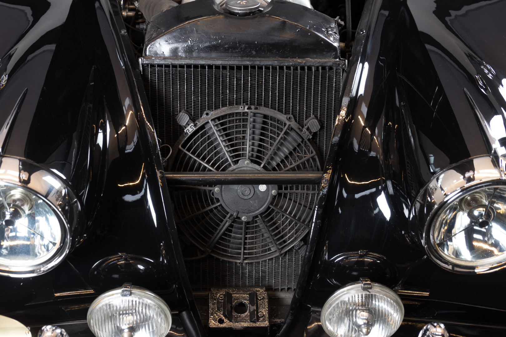 1955 Jaguar XK140 Roadster OTS 23