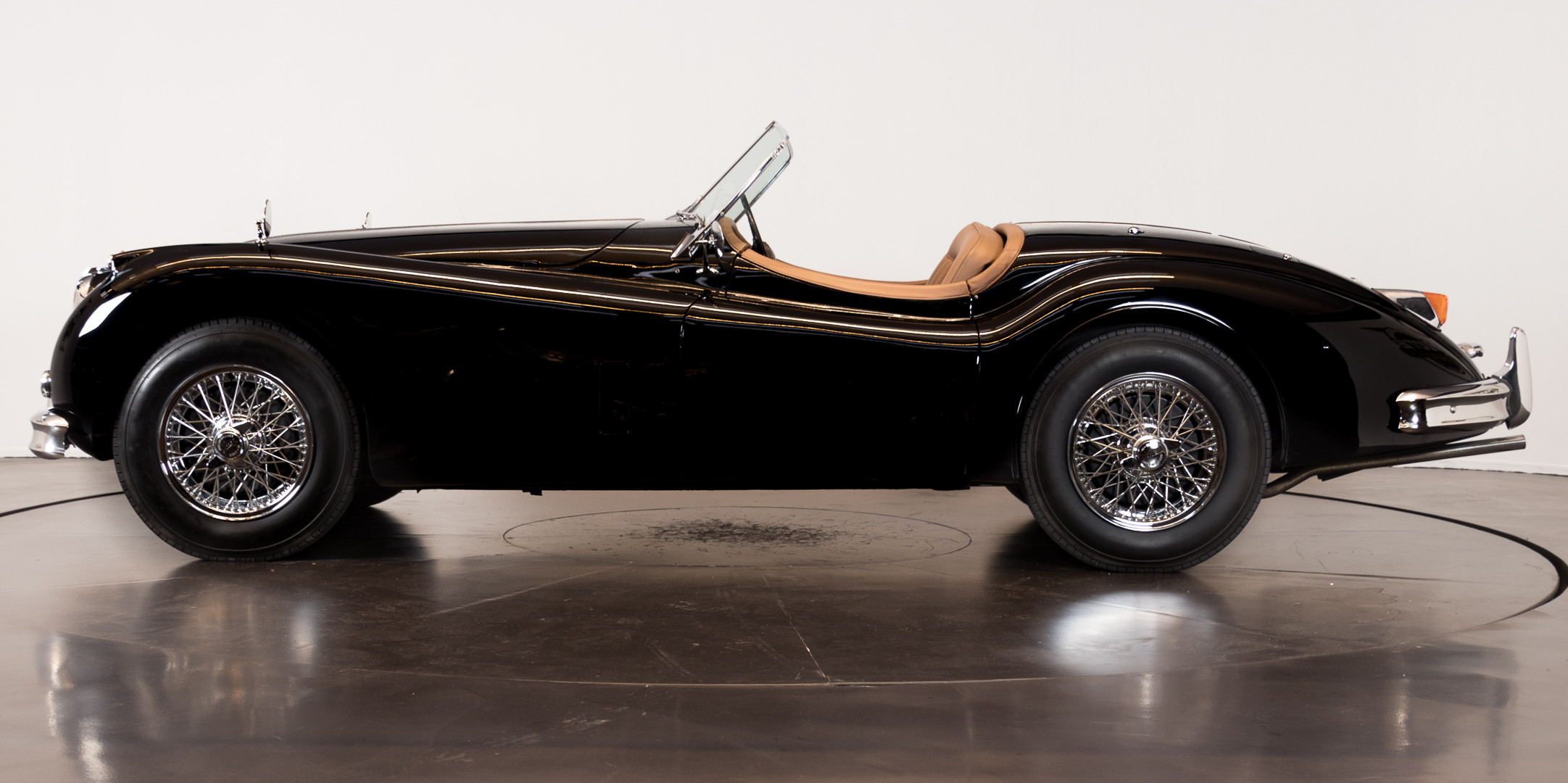 1955 Jaguar XK140 Roadster OTS 7